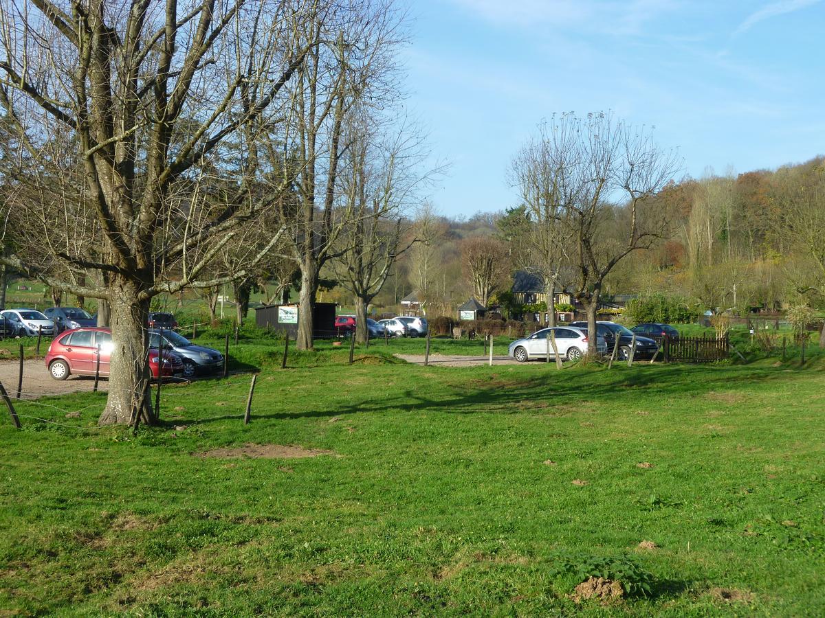 Auberge Du Val Au Cesne Saint-Clair-sur-les-Monts Eksteriør billede