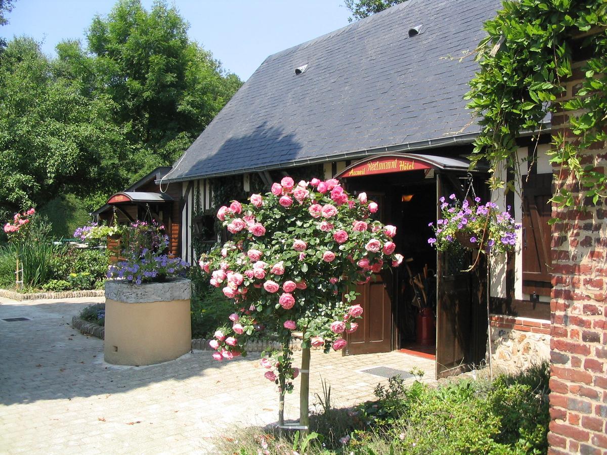 Auberge Du Val Au Cesne Saint-Clair-sur-les-Monts Eksteriør billede