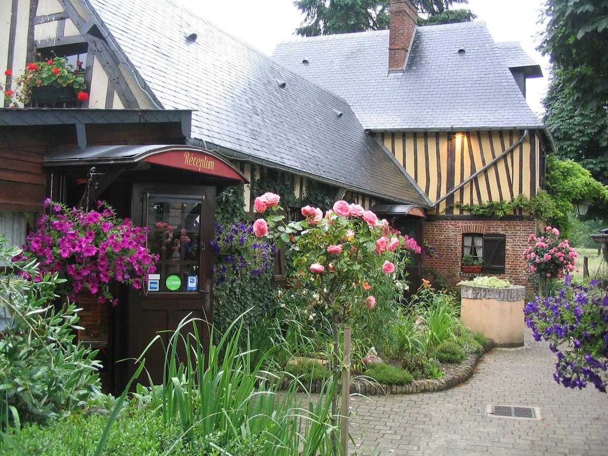 Auberge Du Val Au Cesne Saint-Clair-sur-les-Monts Eksteriør billede